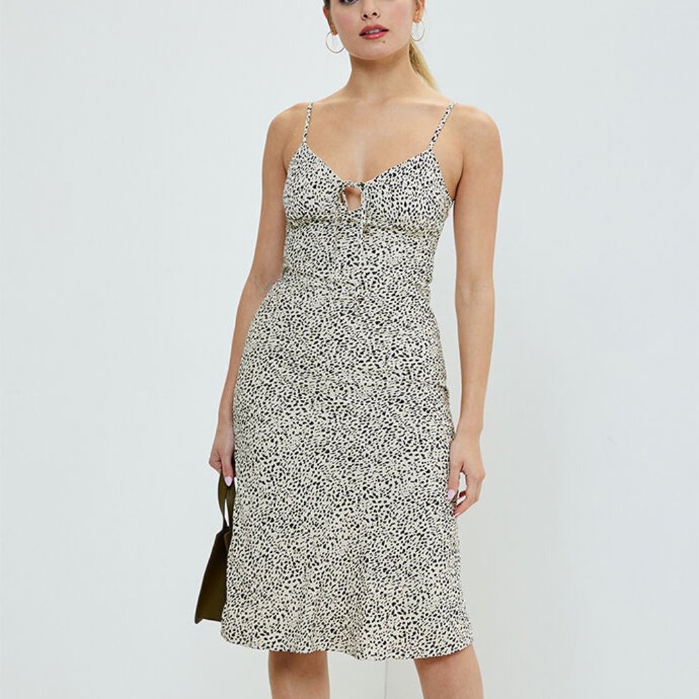 LA Hearts Tie Front Midi Dress